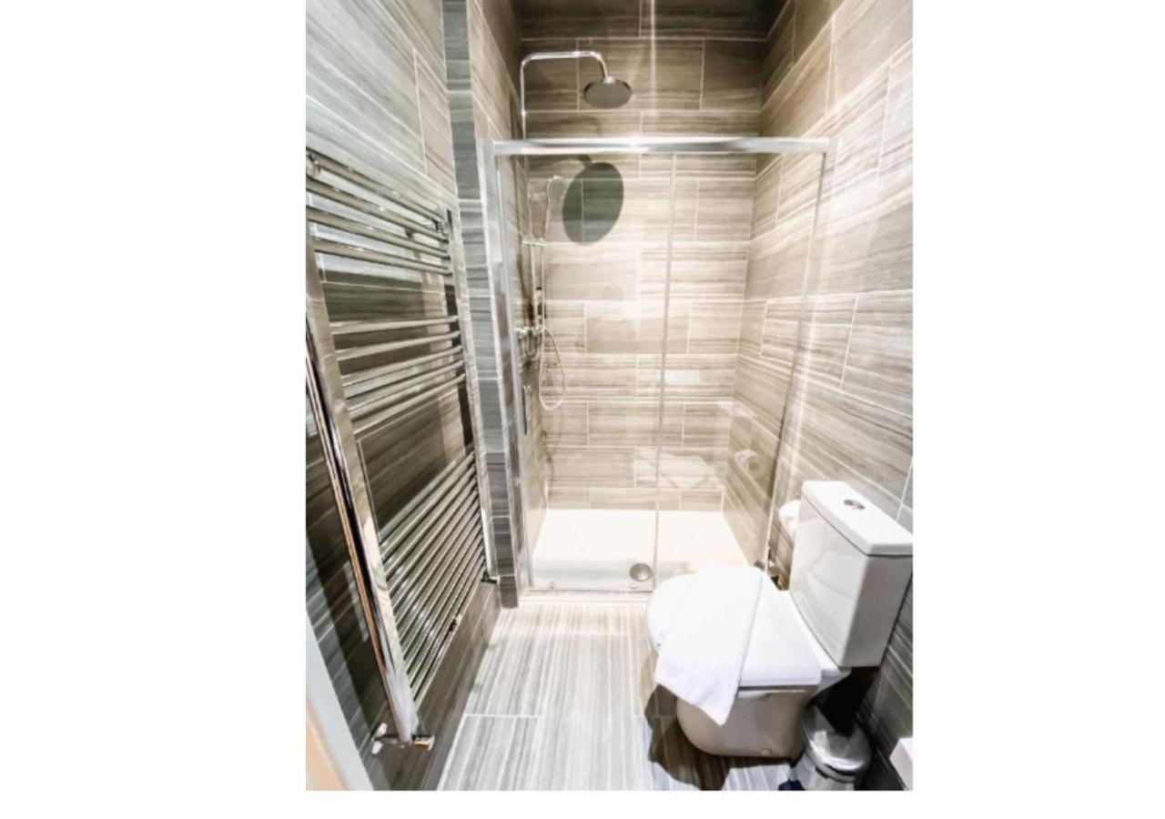 Putera Puteri Residence ลอนดอน ภายนอก รูปภาพ